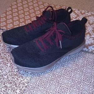 Brooks DNA AMP Ricochet